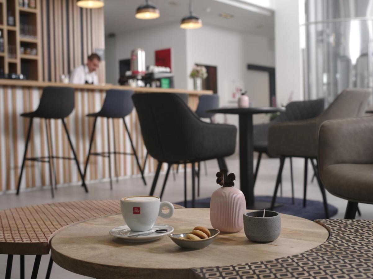 Hotel Cubis Lendava Εξωτερικό φωτογραφία